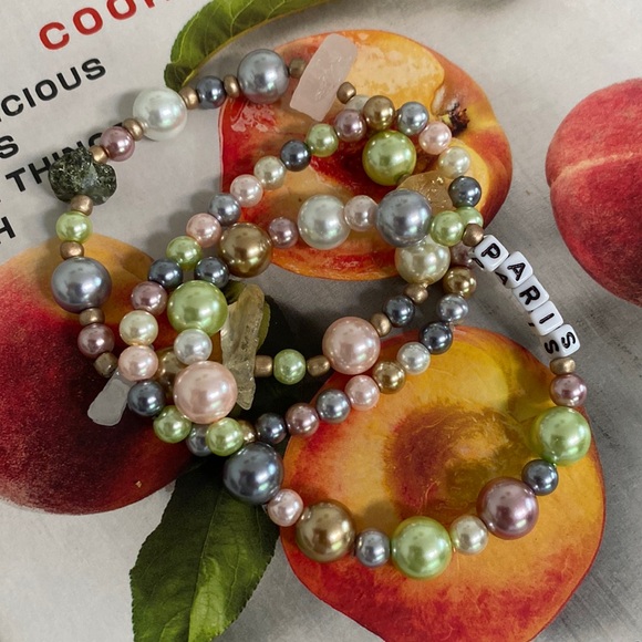 Paris faux Pearl and raw Crystal beaded Bracelet set - Picture 5 of 5